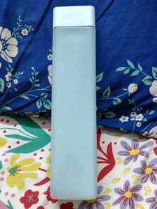 Set of 2 Plastic Water bottles