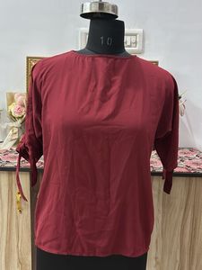 Maroon Tie-Sleeve Top