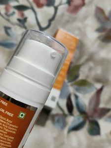The Derma co 1% Hyaluronic Sunscreen Aqua gel