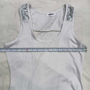 White Tank 👗Top with Sequins