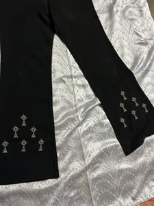 Stylish y2k Black Flare Pants with Embroidery
