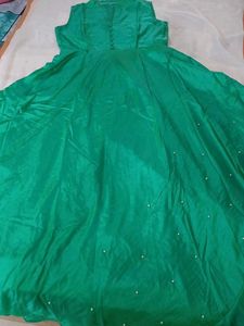 Stunning Emerald Green Gown