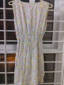 Size XS, Floral Print Dress, Sleeves Included