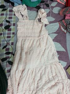 Chic Pink Tiered Midi Dress