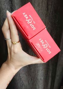 Dot &amp; Key Strawberry Dew Tinted Sunscreen SPF 50+