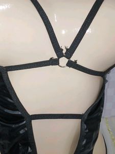 (1450) Sexy Black One-Piece Swimsuit