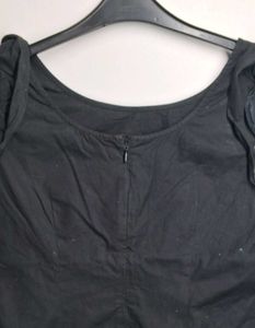 Black Cap Sleeve Top