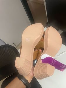 Stylish Brown Flat Sandals