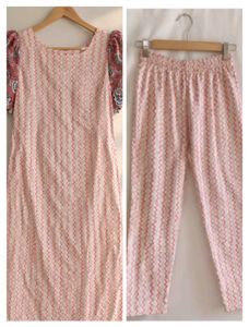 Beautiful Floral Print Kurta Set