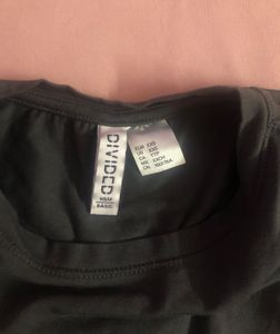 H&amp;M Basic Grey Fitted Top