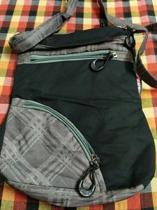 RACE Sling Bag