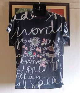 Unique Graphic Print T-Shirt