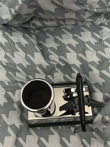 Cute Smiley Face Desk Clock &amp; Pen Holder Set