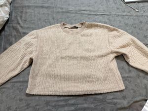 Zara Cream Cable Knit Cropped Sweater