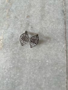 New Leaf Design Stud Earrings