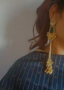 Elegant Emerald &amp; Gold Dangle kashmiri Earrings
