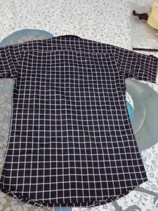 Men's Checked Button-Down Shirt