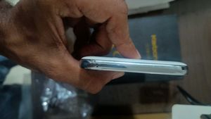 Used not working karbonn titanium S9