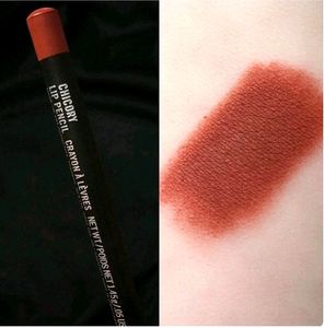 Luxe And Original MAC Lip Pencil