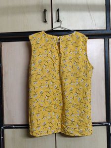 cotton floral print top