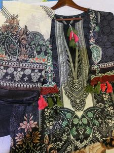 Printed Pure cotton Lawn Kurta set.