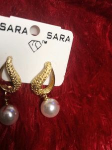 Elegant Pearl Drop Earrings