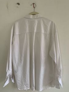 H and M white shirt