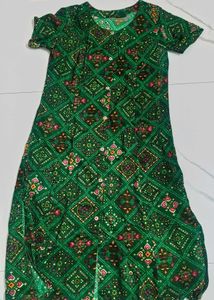 Green Printed Kurta Set with Red Dupatta &amp; Pants