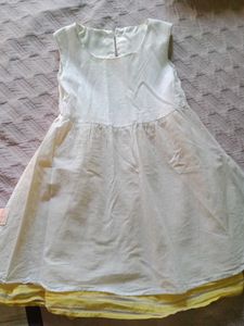 Girls Yellow &amp; White Striped Dress/shoulder 30cm/l