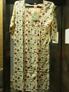 Neckline Hand embroidered Floral Kurta