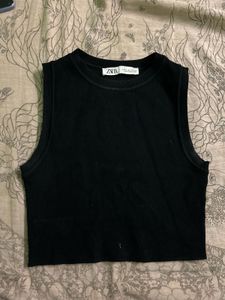 Zara Black Sleeveless Knit Top