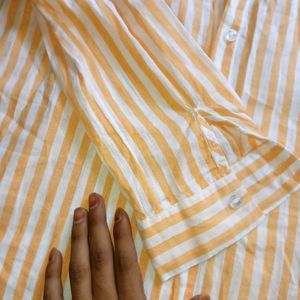 Price Drop!!H&amp;M Summer Shirt (Women)🎀
