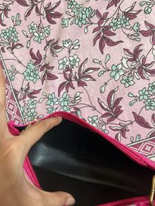 Bright Pink Patent Leather Shoulder Bag