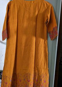 🧡Embroidered Mustard Yellow Kurta🧡