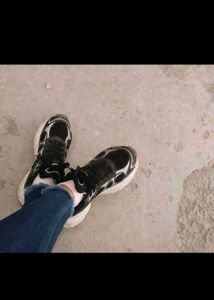 Used shoes for women