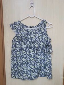 Floral Print Cold Shoulder Top