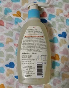 Aveeno Baby Daily Moisture Wash &amp; Shampoo