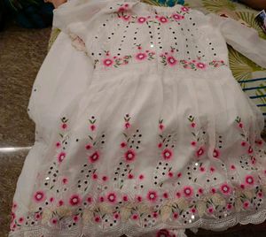 Mirror Work Elegant White Kurta Set with Pink