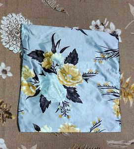 FLORAL PRINT CUSHION COVERS SET (BLUE)