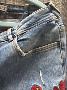ZARA Embroidered skinny jeans