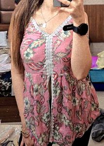 Pink Floral Print Kurti with Lace Trim