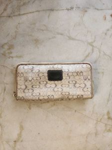 Coach Signature Zip-Around Wallet