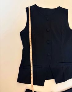 Set of 2(Shorts and Waistcoat)