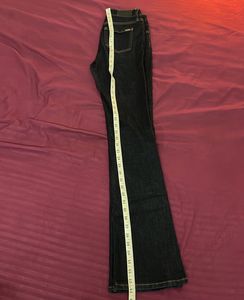 ARMANI EXCHANGE FLARE JEANS