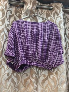 NEW - Stylish Purple Printed V-Neck Top