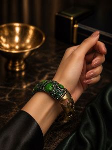 Exquisite Emerald & Crystal Bangle ❤️