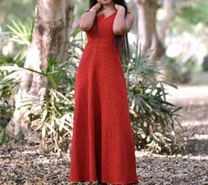 Red Gown ( Long Dress ) XS