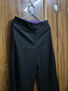 Chic Striped Wide-Leg Pants