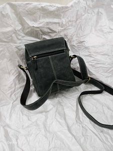 Vintage Style Leather Crossbody Bag
