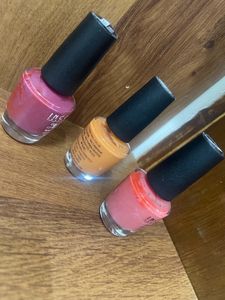 Set Of 3 Nail Paints
